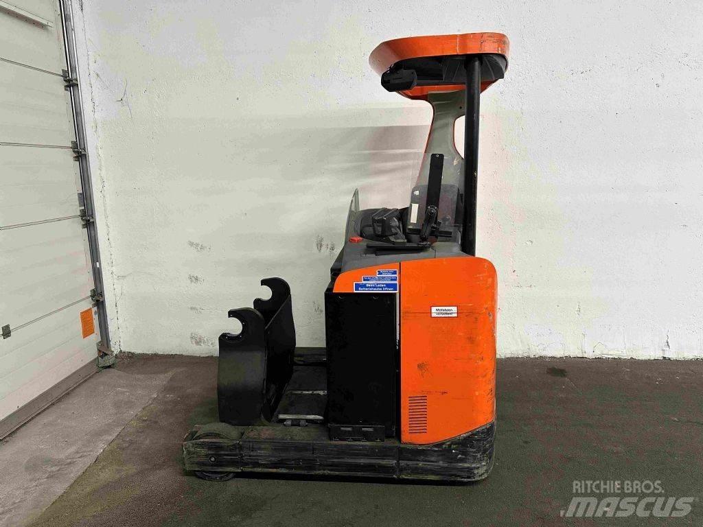 BT RRE 140 - TRIPLEX 8 m Ανυψωτικά στενών δρόμων