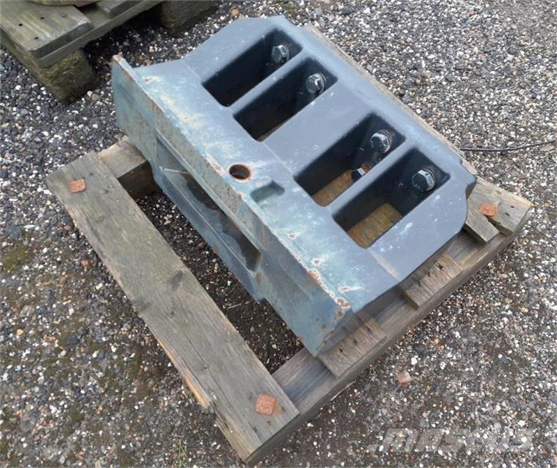  - - - Εξαρτήματα θεριζοαλωνιστικών μηχανών