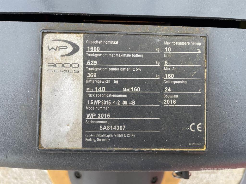 Crown WP3015 Παλετοφόρα πεζού χειριστή με ιστό