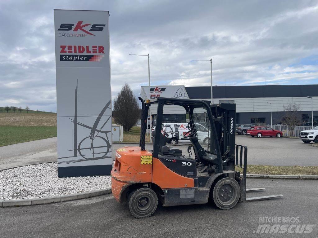 Doosan D30S-5 Πετρελαιοκίνητα Κλαρκ