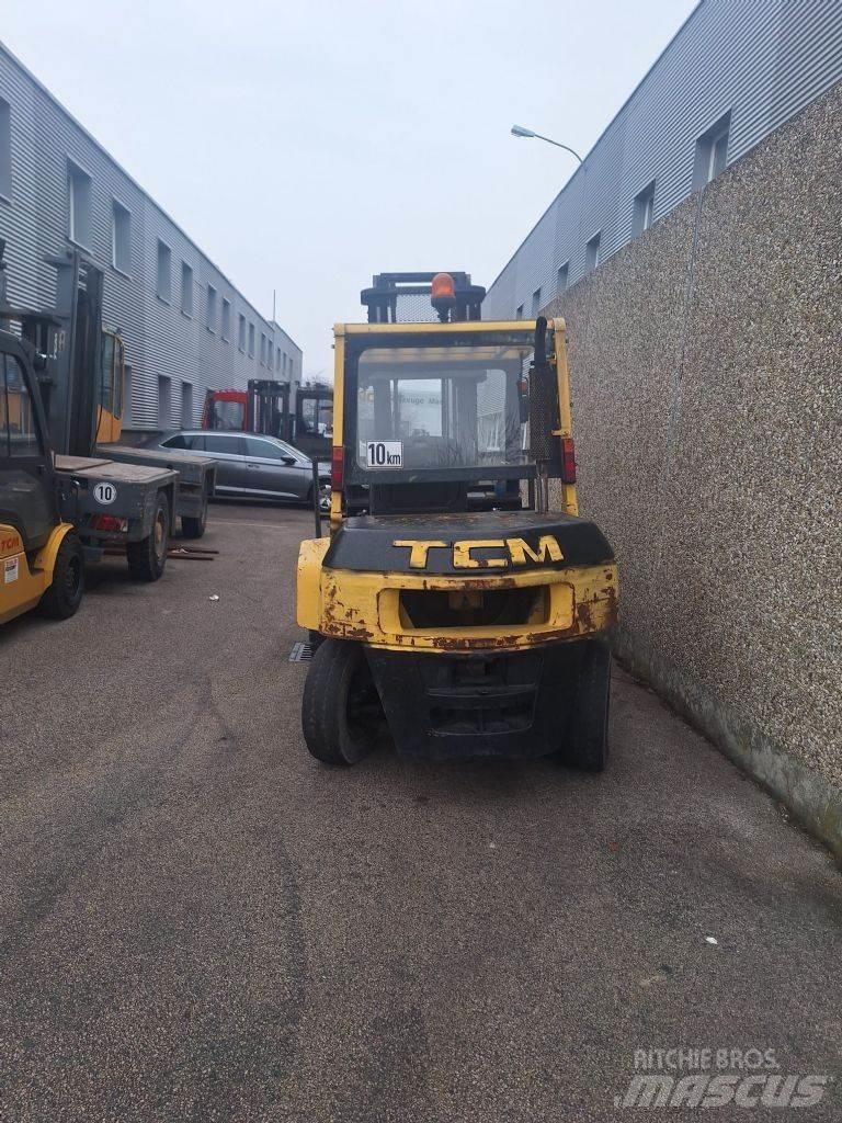 TCM FD40Z7 Πετρελαιοκίνητα Κλαρκ