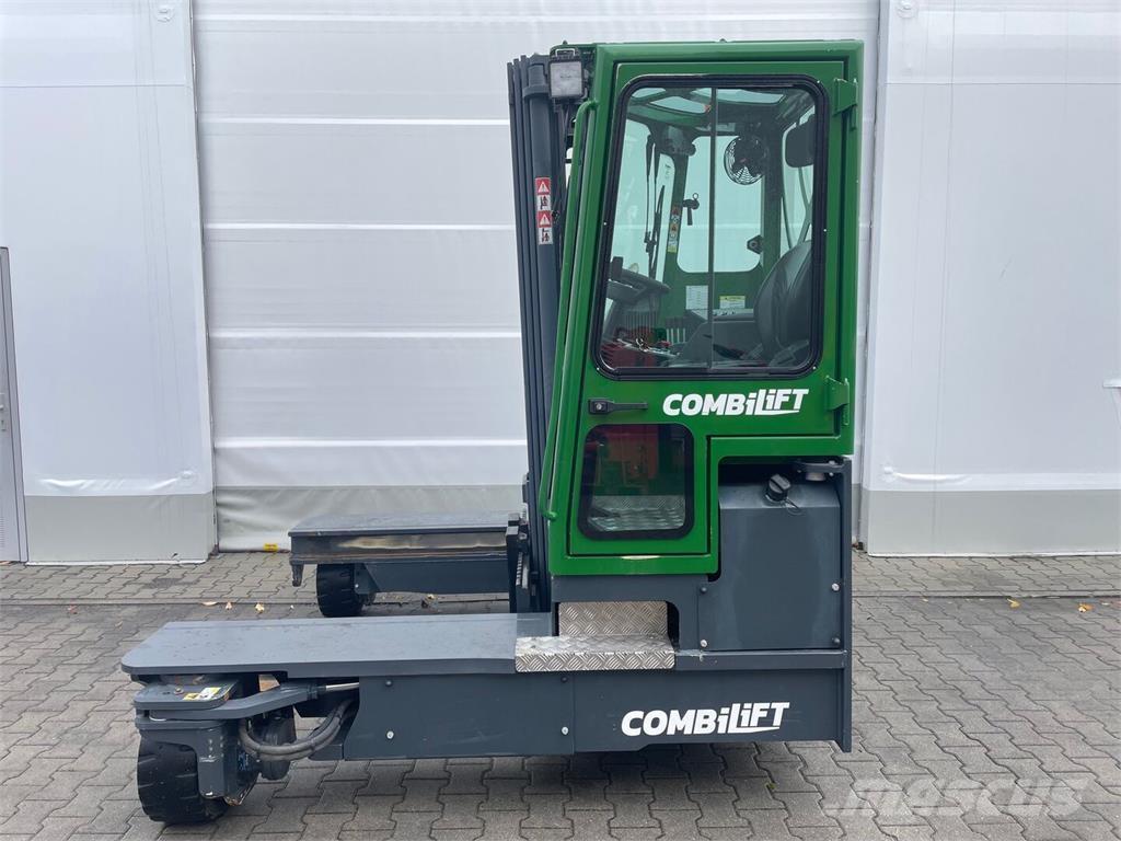 Combilift C4000 Γερανοί πλευρικής φόρτωσης εμπορευματοκιβωτίων