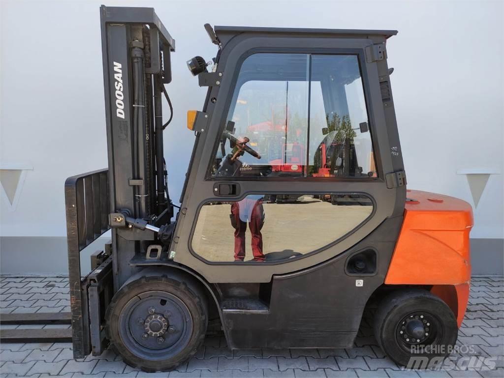 Doosan D30 GP Πετρελαιοκίνητα Κλαρκ