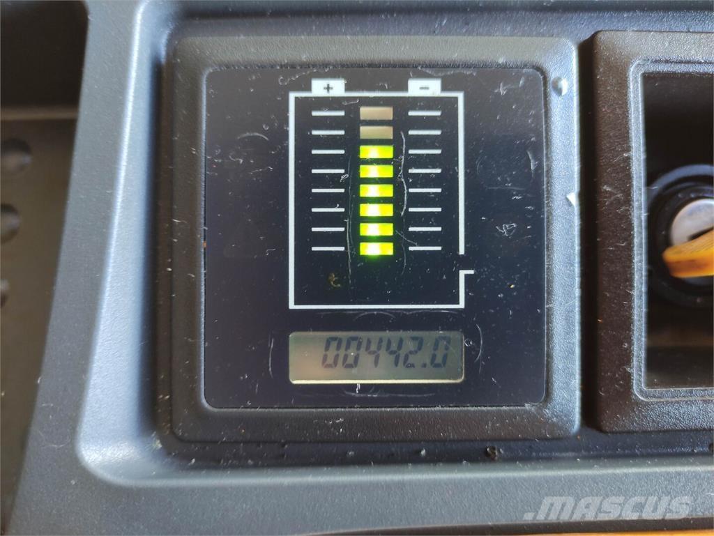 Jungheinrich EJC 216Z Παλετοφόρα πεζού χειριστή με ιστό