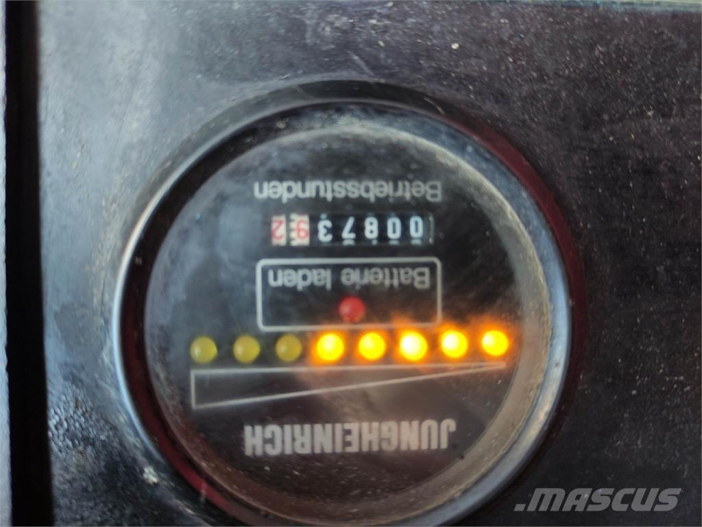 Jungheinrich EJC A12.5 G Παλετοφόρα πεζού χειριστή με ιστό