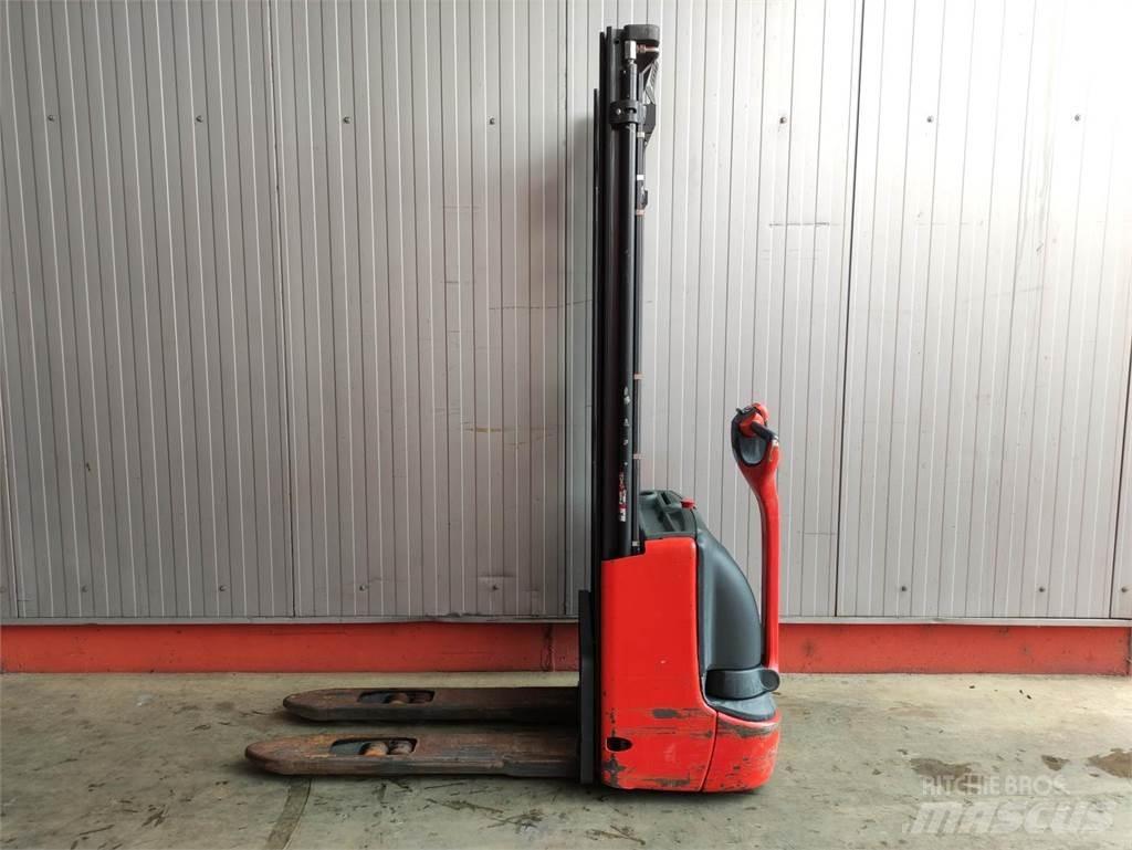 Linde L12 Παλετοφόρα πεζού χειριστή με ιστό