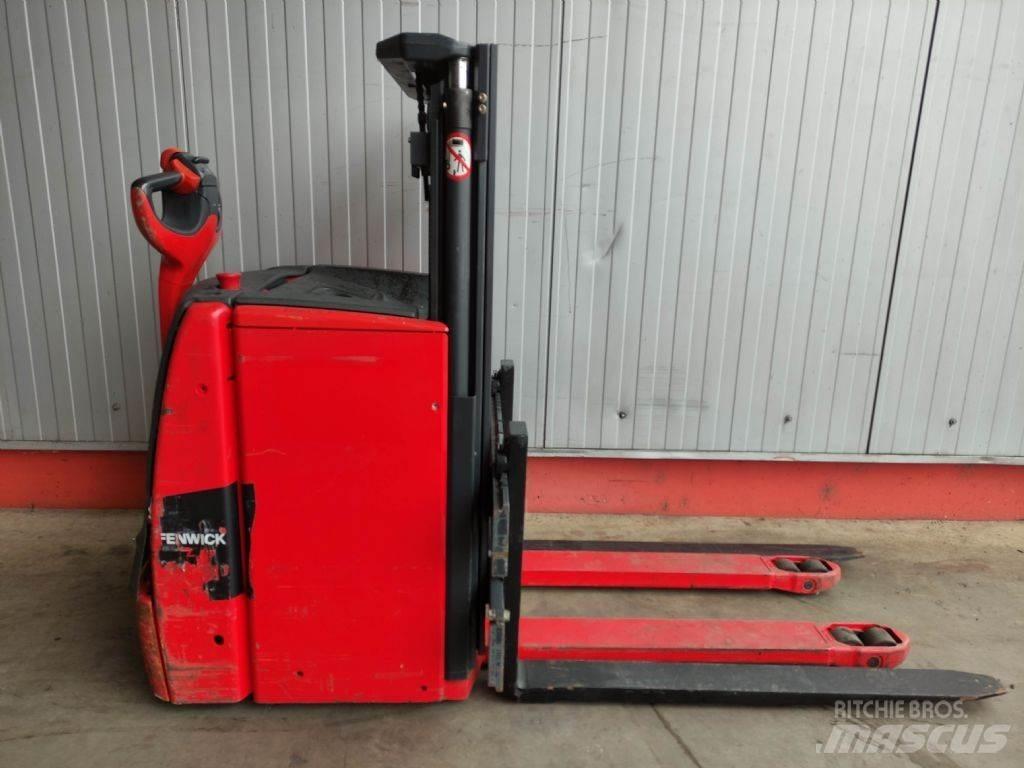 Linde L16-1173 Παλετοφόρα πεζού χειριστή με ιστό