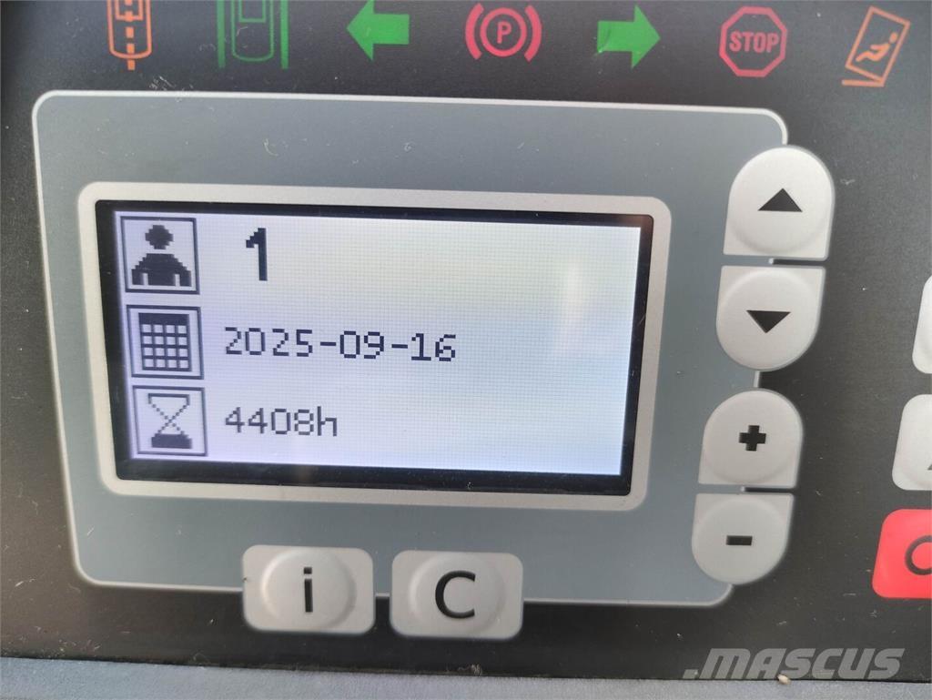 Toyota RRE160HH Ανυψωτικά στενών δρόμων