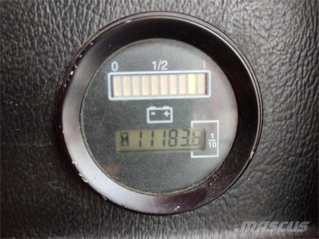 Toyota SLL 16 Παλετοφόρα πεζού χειριστή με ιστό