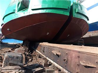  SPLIT BARGE FOR CHARTER