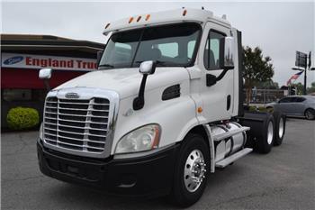 Freightliner Cascadia 113