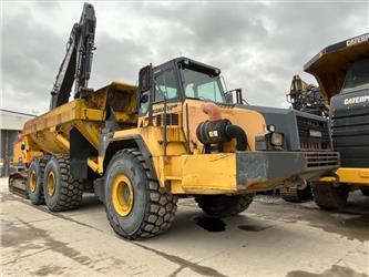 Komatsu HM 400-2