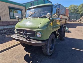 Mercedes-Benz Unimog 411