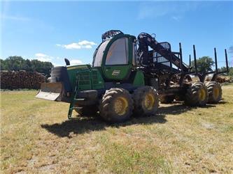 John Deere 1110E