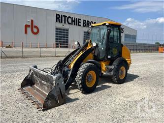JCB 409