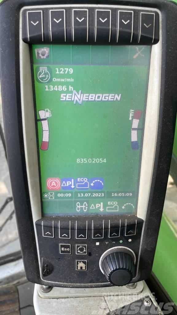 Sennebogen 835 Βιομηχανικά μηχανήματα διαχείρισης αποβλήτων