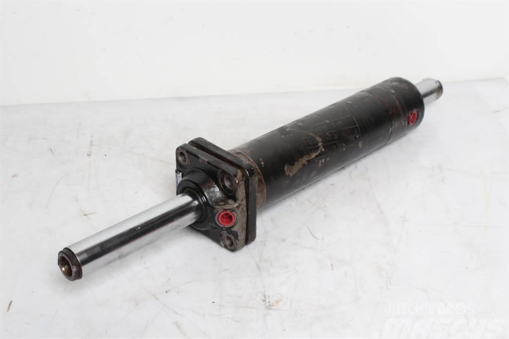Case IH MX150 Front axle steering cylinder Μετάδοση