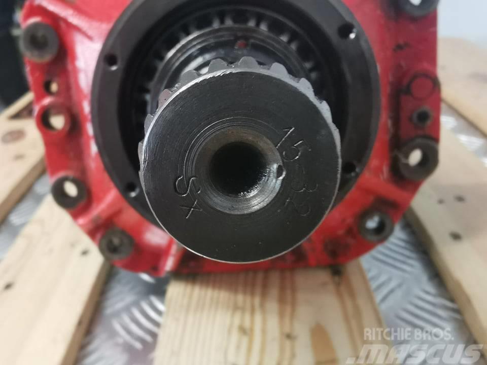 Manitou MLT 626 {Carraro15X32 front differential Άξονες