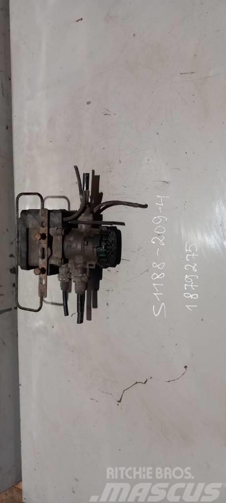 Scania R420 EBS brake valve 20828237 Φρένα