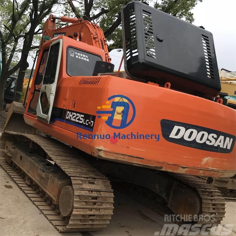 Doosan DH225LC-7 Εκσκαφείς με ερπύστριες
