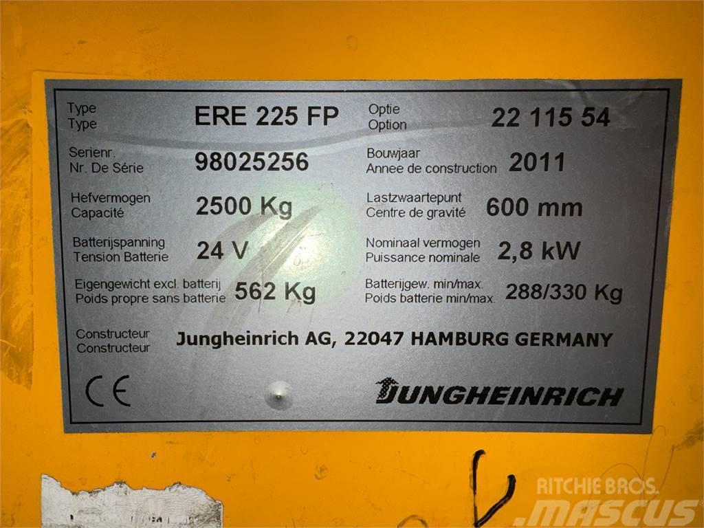 Jungheinrich ERE 225 - 2.500KG - 4.908 STD. Mini excavators < 7t (Mini diggers)