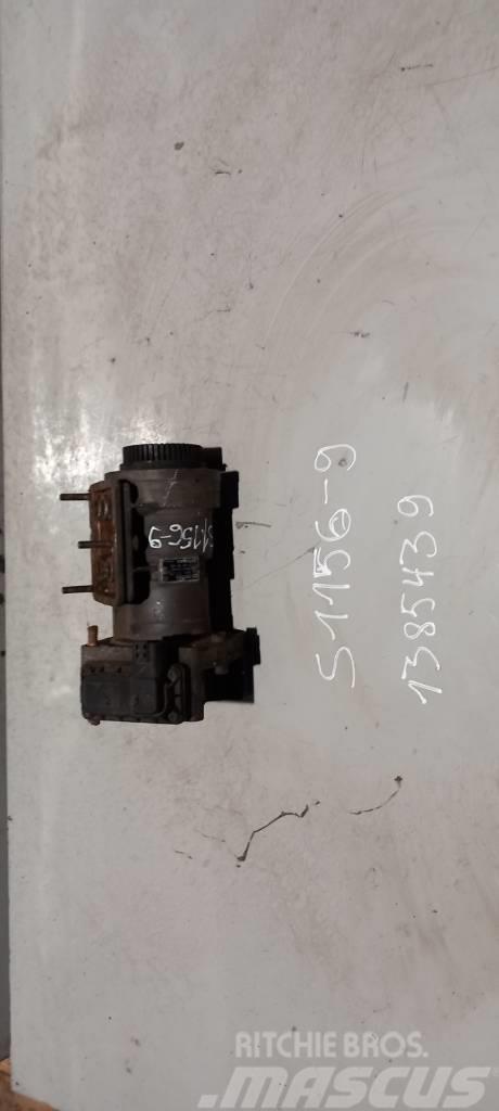 Scania R124.420 brake main valve 1385439 Φρένα