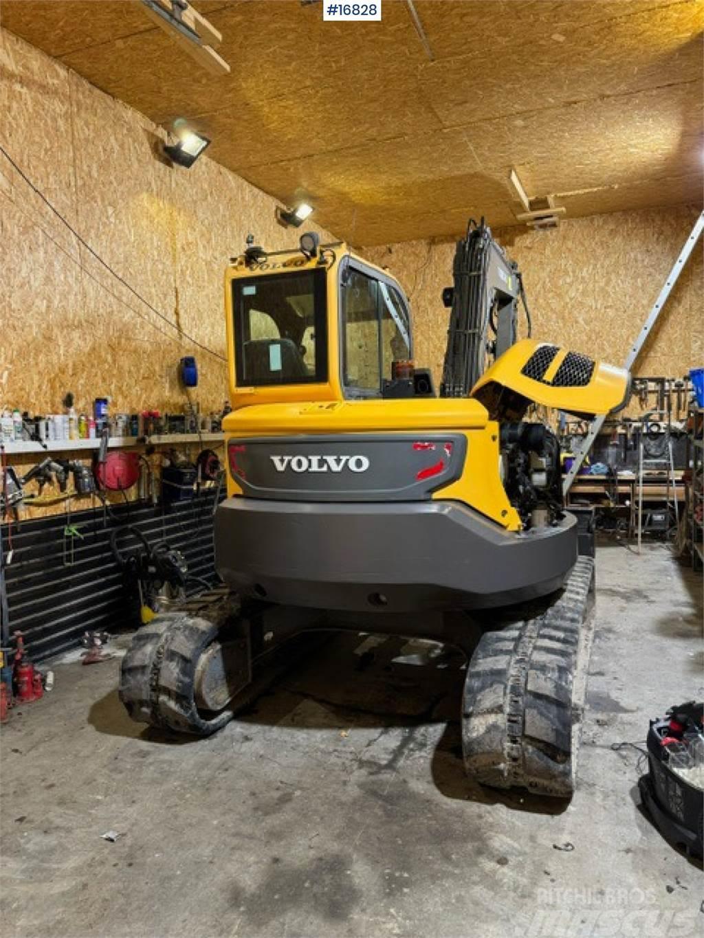 Volvo ECR88D Tracked excavator w/ bucket and tilt Εκσκαφείς με ερπύστριες