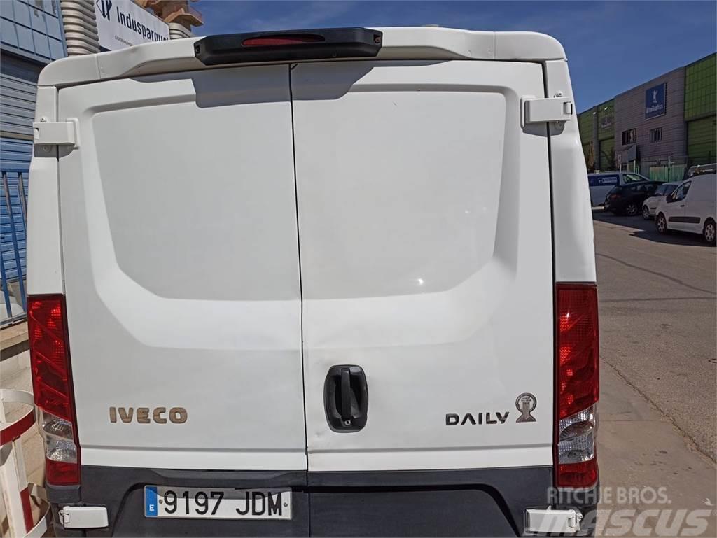 Iveco Daily Furgón 35C13 V 3520 H1 Leaf 9.0 126 Κλούβες με συρόμενες πόρτες