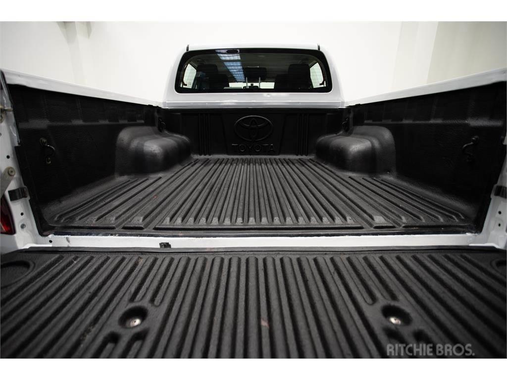 Toyota Hilux Cabina Doble GX Κλούβες με συρόμενες πόρτες