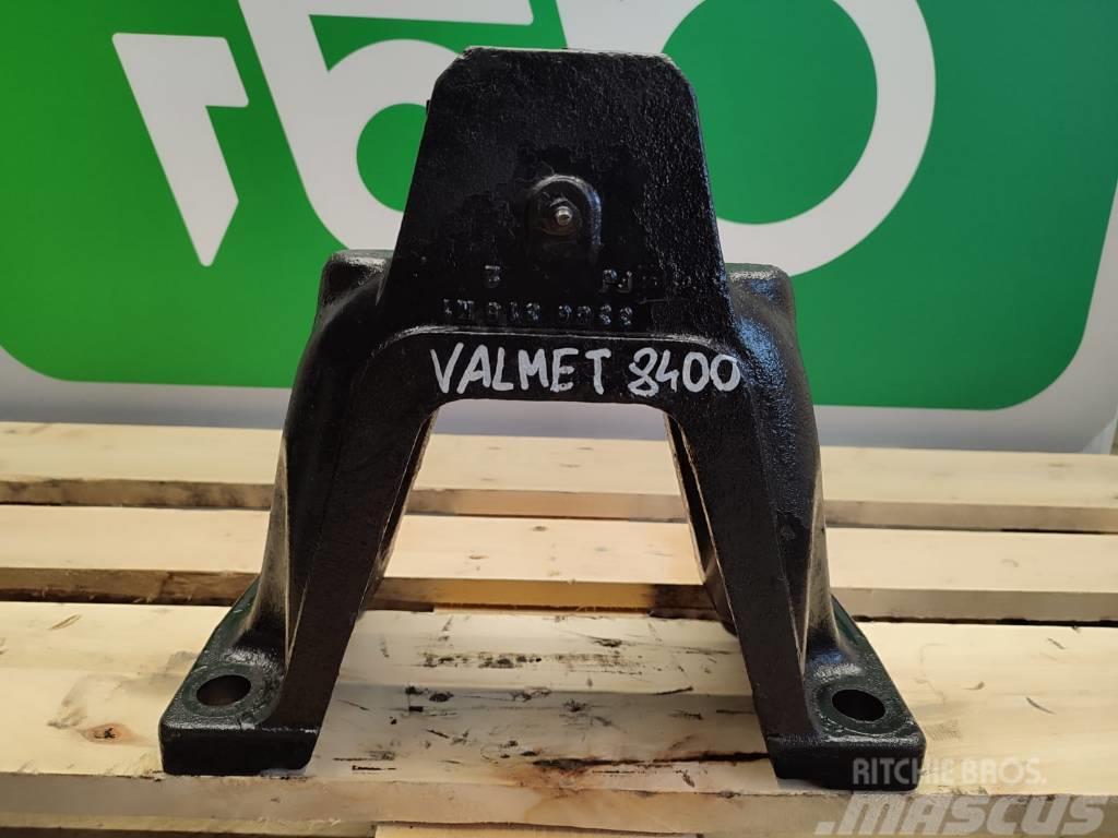 Valmet Front axle support 3388313M1 VALMET 8400 Σασί - πλαίσιο