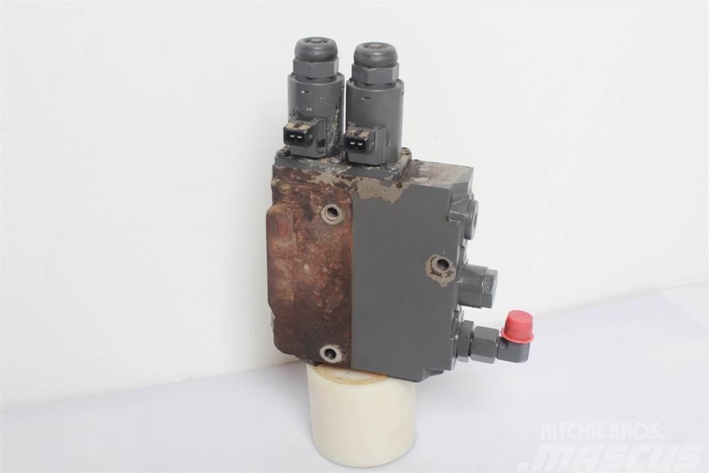 Massey Ferguson 7618 Hydraulic lift valve Υδραυλικά