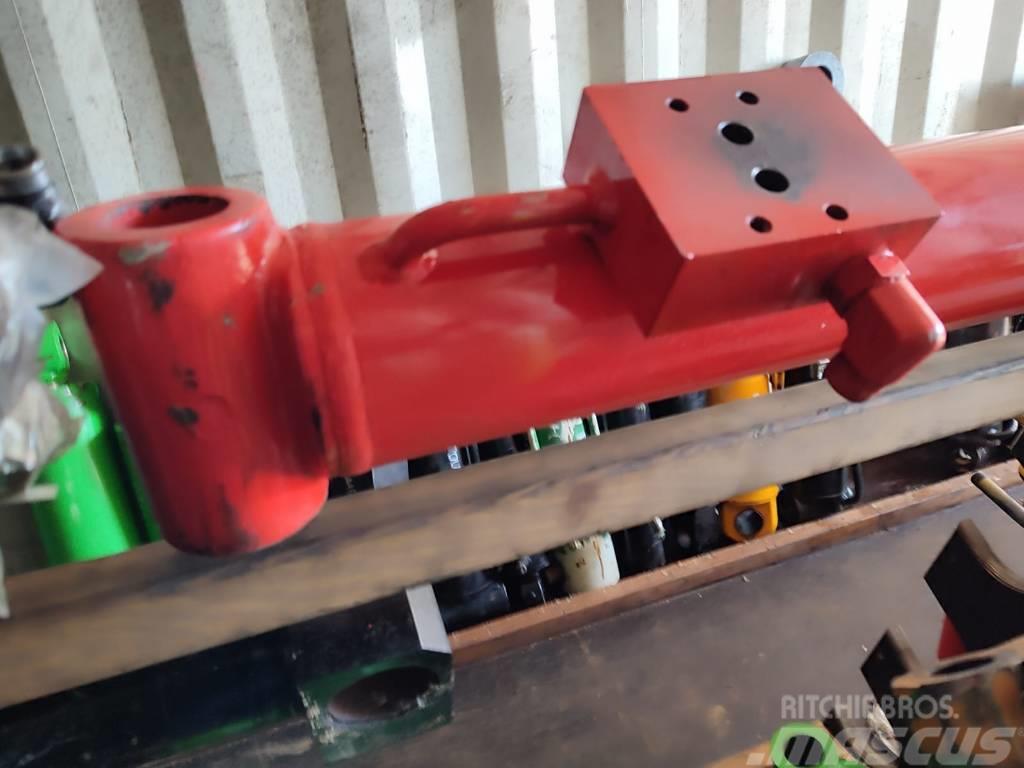 Manitou MVT 1337 arm extension hydraulic cylinder Υδραυλικά