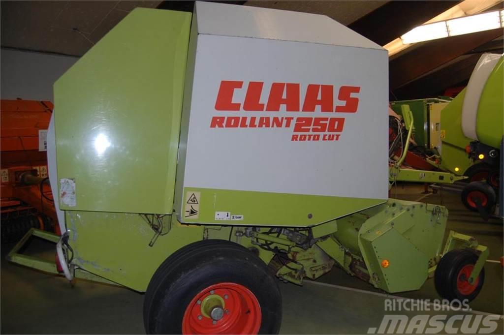 CLAAS Rollant 250 RC Πρέσες κυλινδρικών δεμάτων