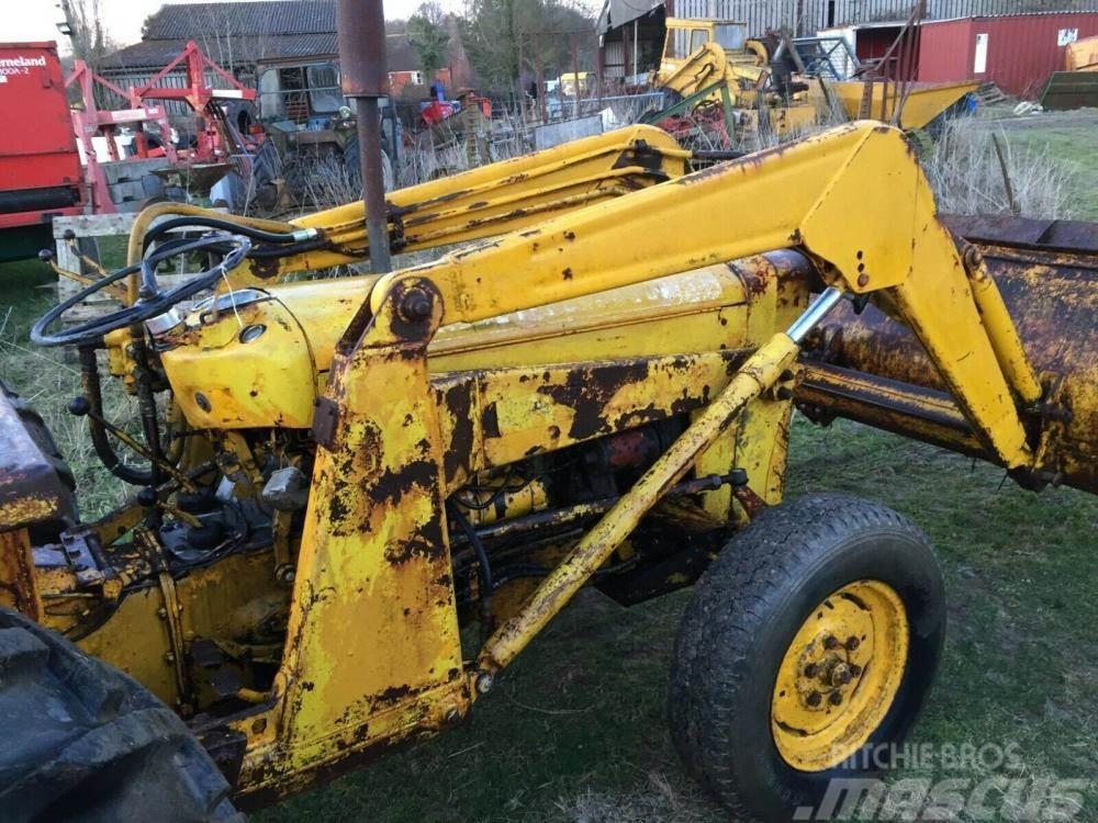 Massey Ferguson 135 Loader tractor £1750 Άλλα εξαρτήματα