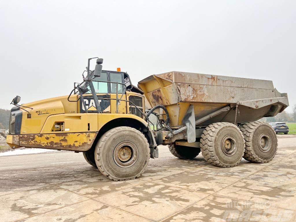 CAT 740B - Good Working Condition Σπαστό Dump Truck ADT
