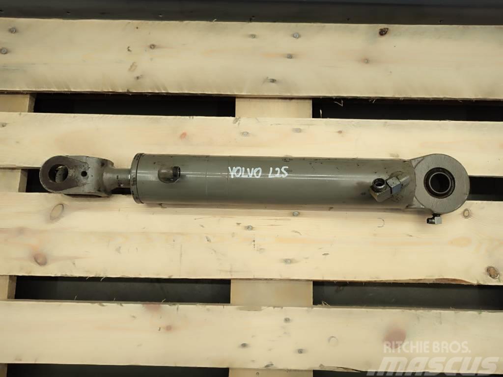 Volvo L25 hydraulic steering cylinder Υδραυλικά
