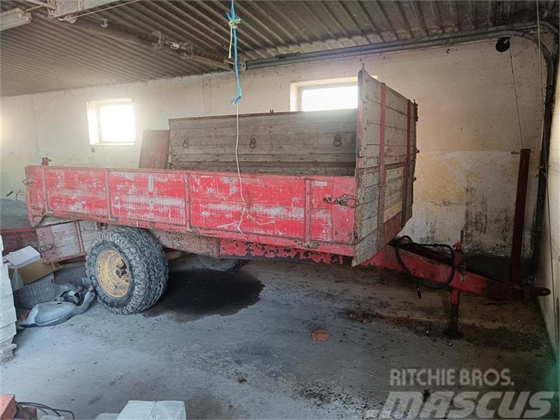  - - -  Tip vogn 4-4,5 tons Ανατρεπόμενες ρυμούλκες