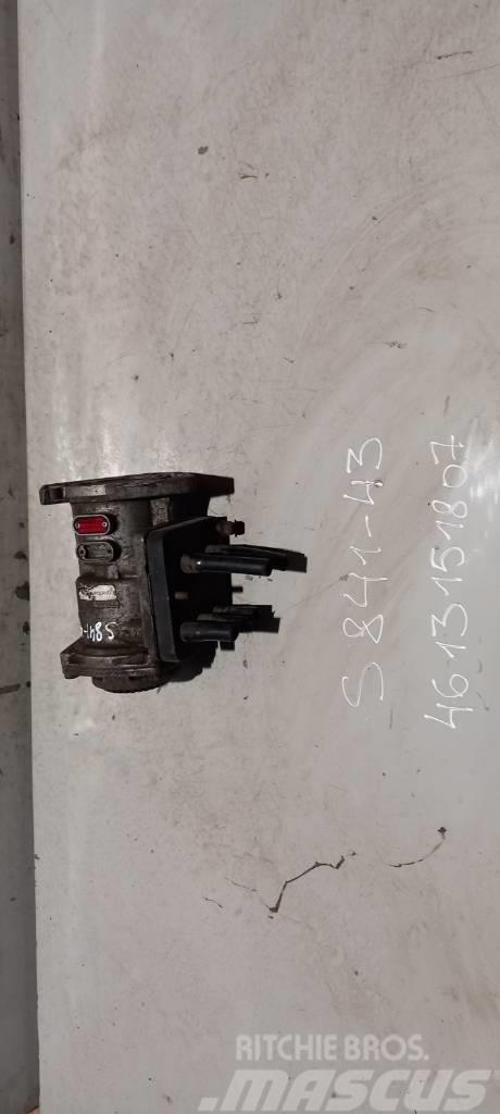 Scania 94.230 brake main valve 4613151807 Φρένα