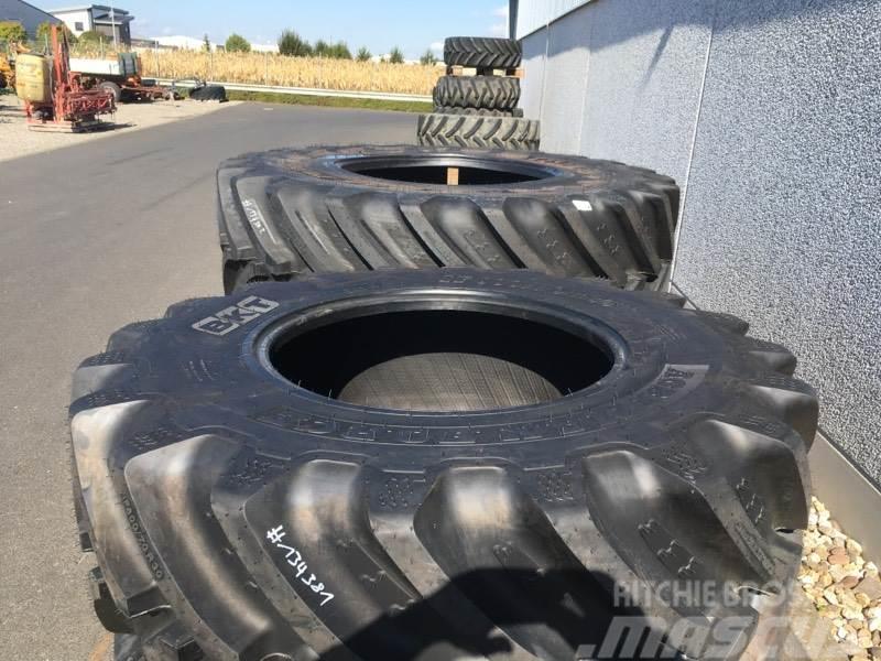 BKT IF 650/85 R38 + IF 600/70 R30 Ελαστικά και ζάντες