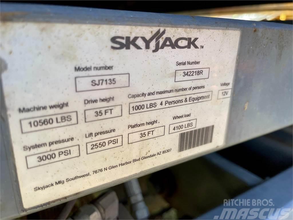 SkyJack SJ7135RT Ανυψωτήρες ψαλιδωτής άρθρωσης