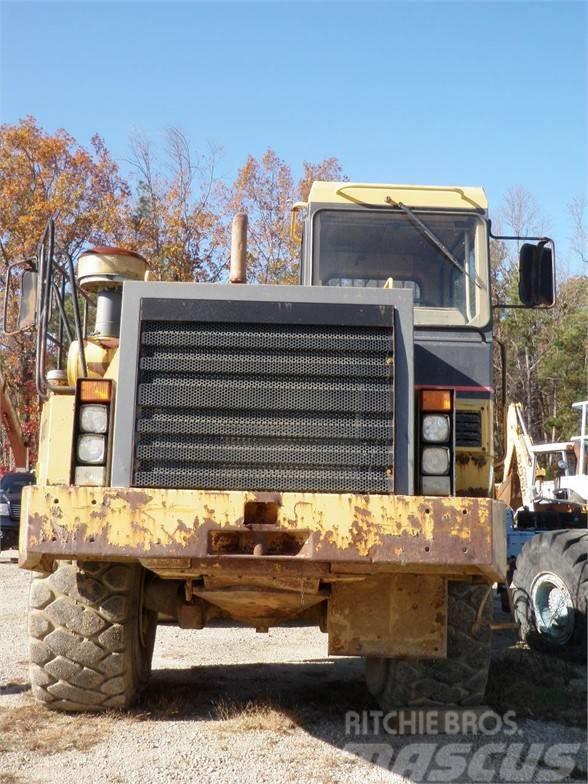 CAT D400E Σπαστό Dump Truck ADT