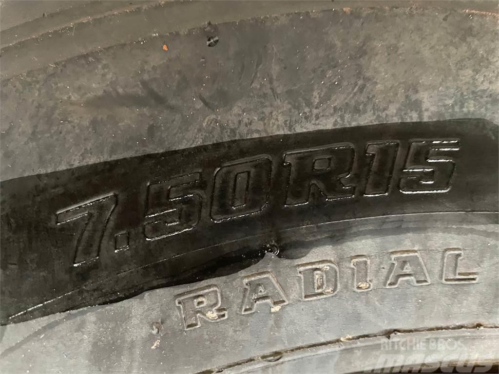  7.50XR15 Bridgestone dæk på fælg - 8 stk Ελαστικά και ζάντες