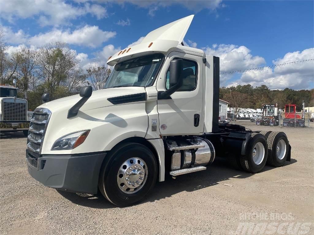 Freightliner CASCADIA Tractor Units