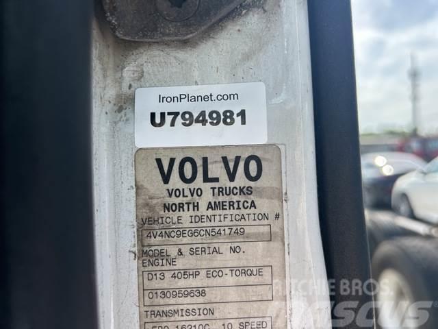 Volvo VNL Τράκτορες