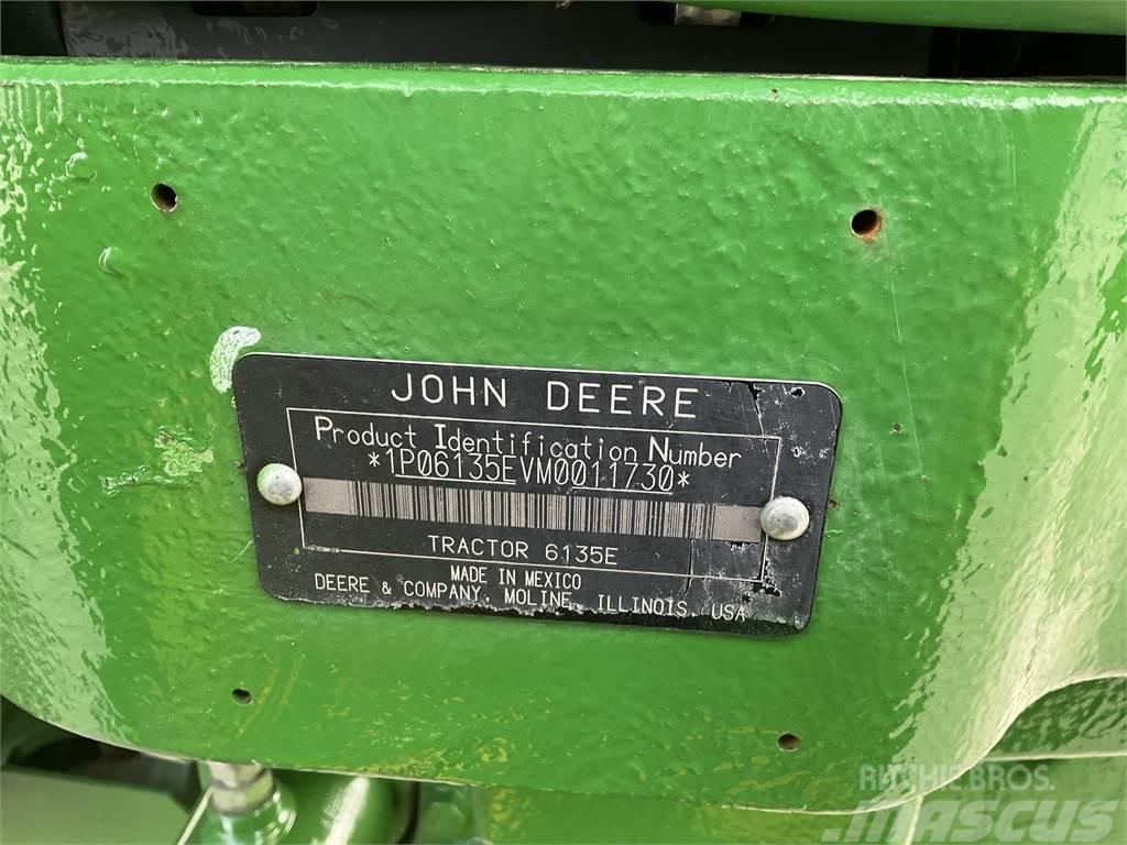 John Deere 6135E Τρακτέρ