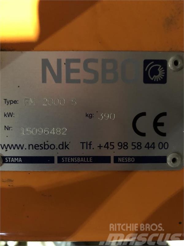 Nesbo FM2000S / Overglemt fejemaskine, ALDRIG brugt Άλλα γεωργικά μηχανήματα