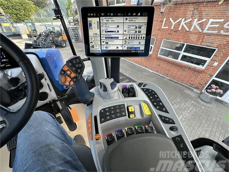 New Holland T9.645 SmartTrax Tractors