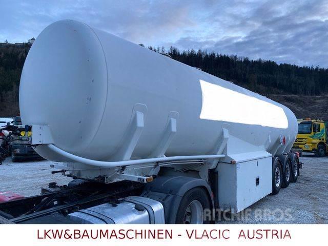 Schwarzmüller Benzin / Diesel 43.000 l 5kamm, Pumpe Ημιρυμούλκες βυτίων