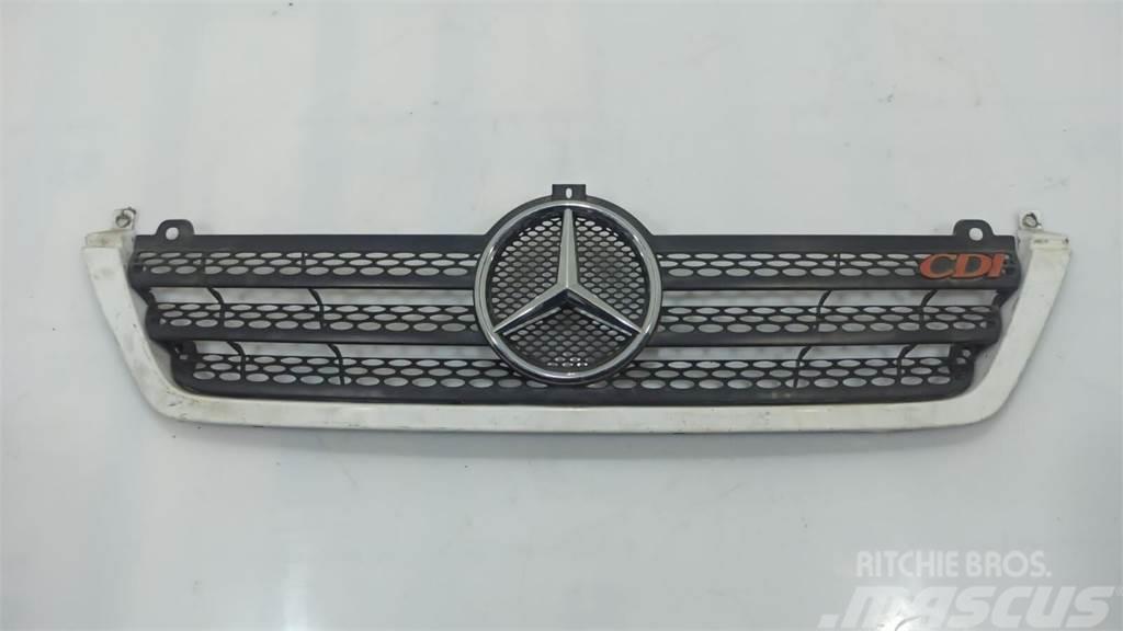 Mercedes-Benz Sprinter CDI 1995-2006 Καμπίνες και εσωτερικό