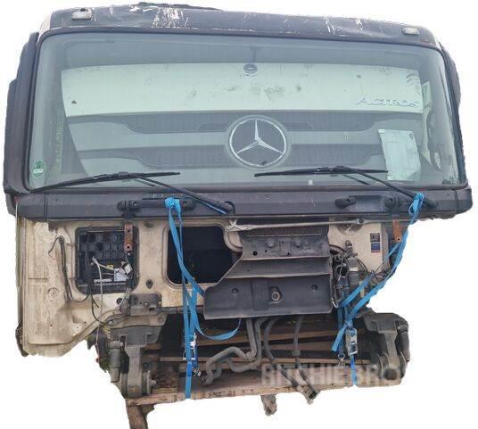 Mercedes-Benz /Tipo: V90 R.3.44-1 / Cabine completa Mercedes Act Καμπίνες και εσωτερικό